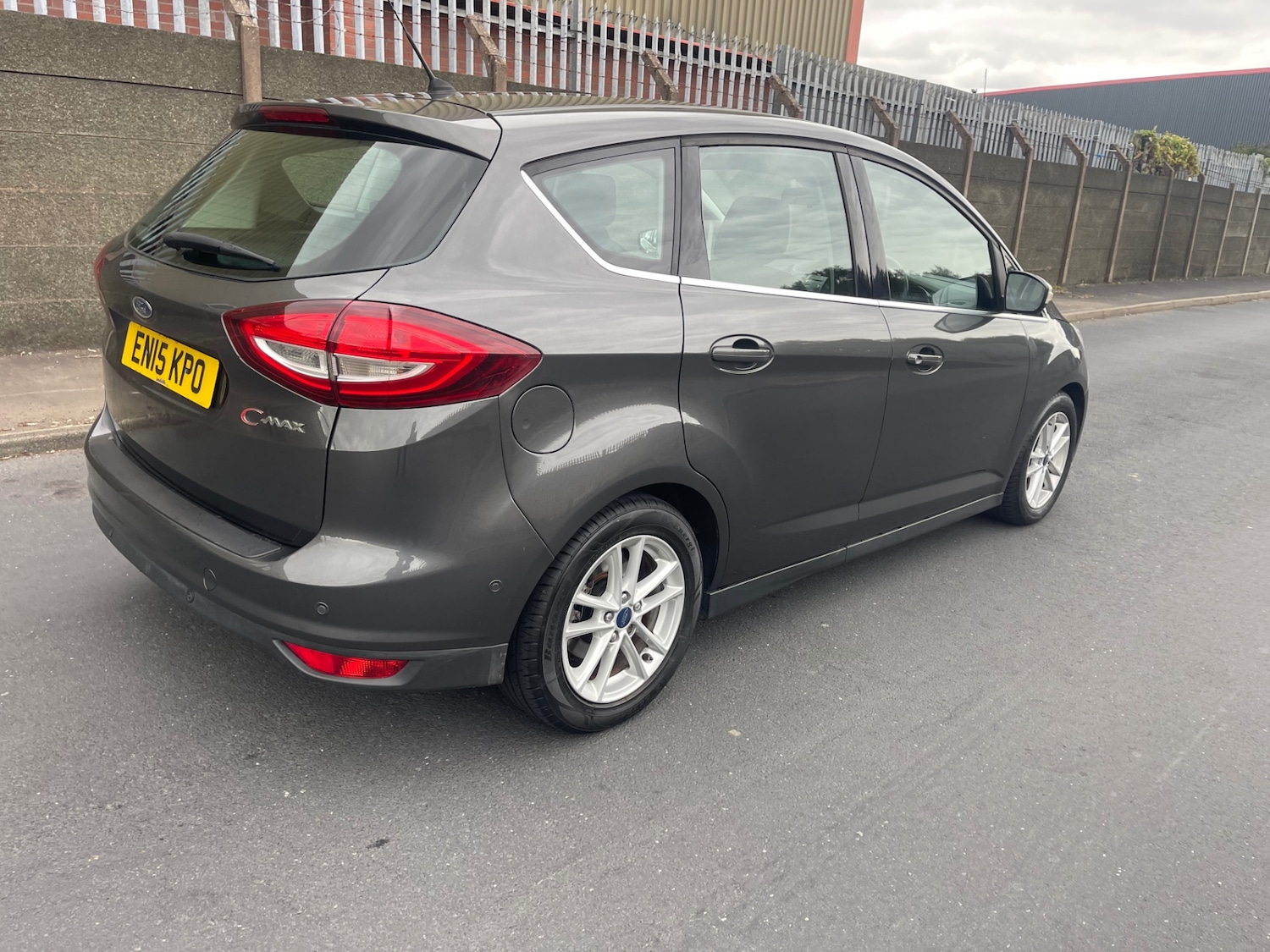 Used Ford C-Max 2015 for sale - 76082952: Photo 9