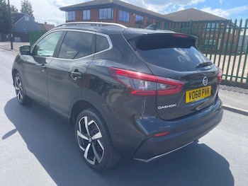 Used Nissan Qashqai 2018 for sale - 79030750: Photo