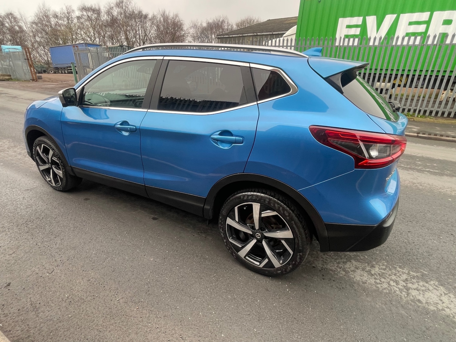 Used Nissan Qashqai 2017 for sale - 77775960: Photo 15