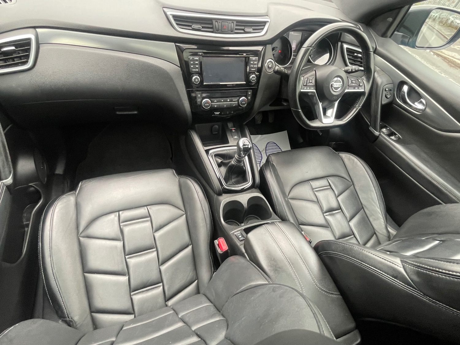 Used Nissan Qashqai 2017 for sale - 77775960: Photo 6