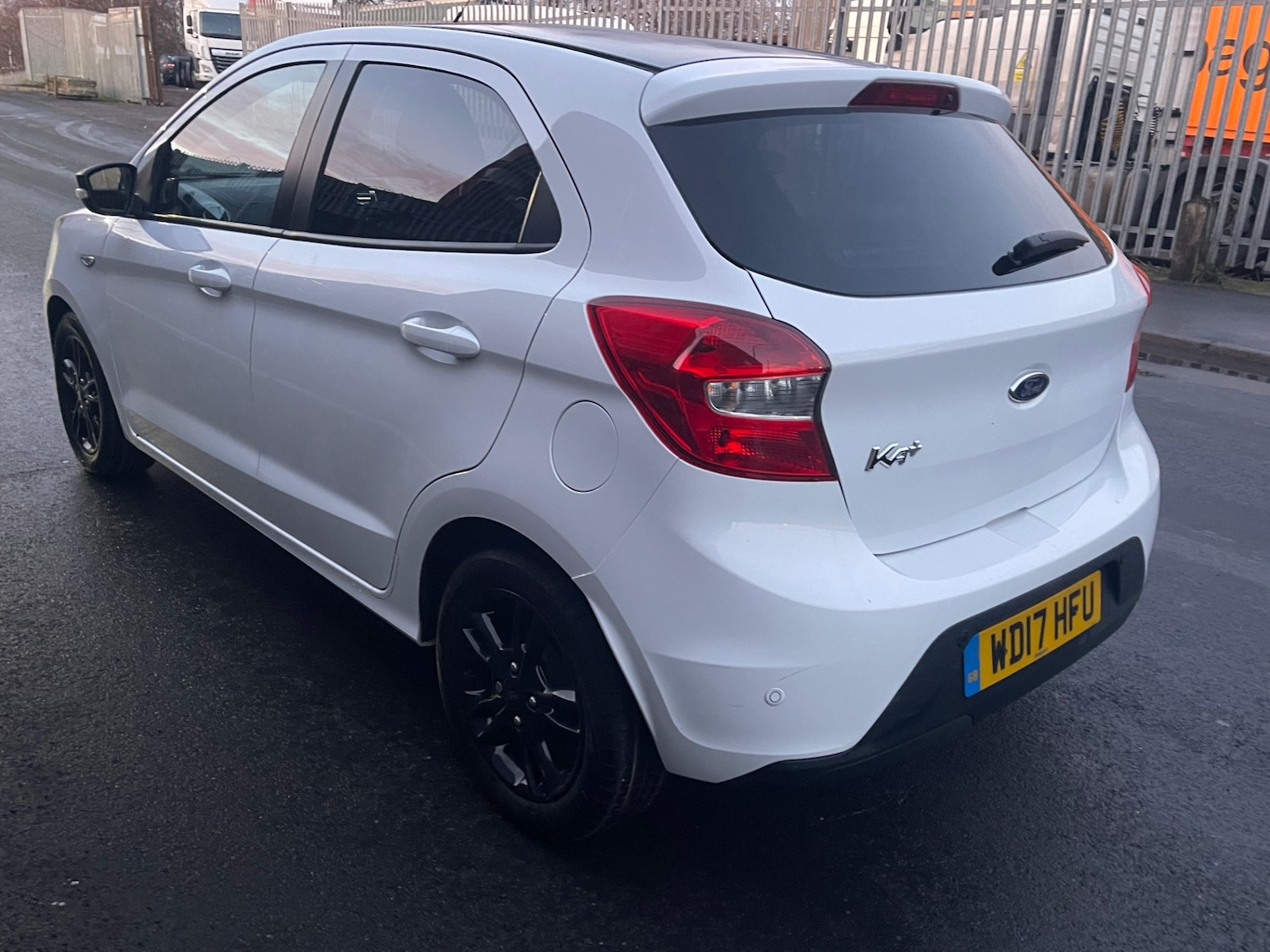 Used Ford Ka+ 2017 for sale - 76961216: Photo 10