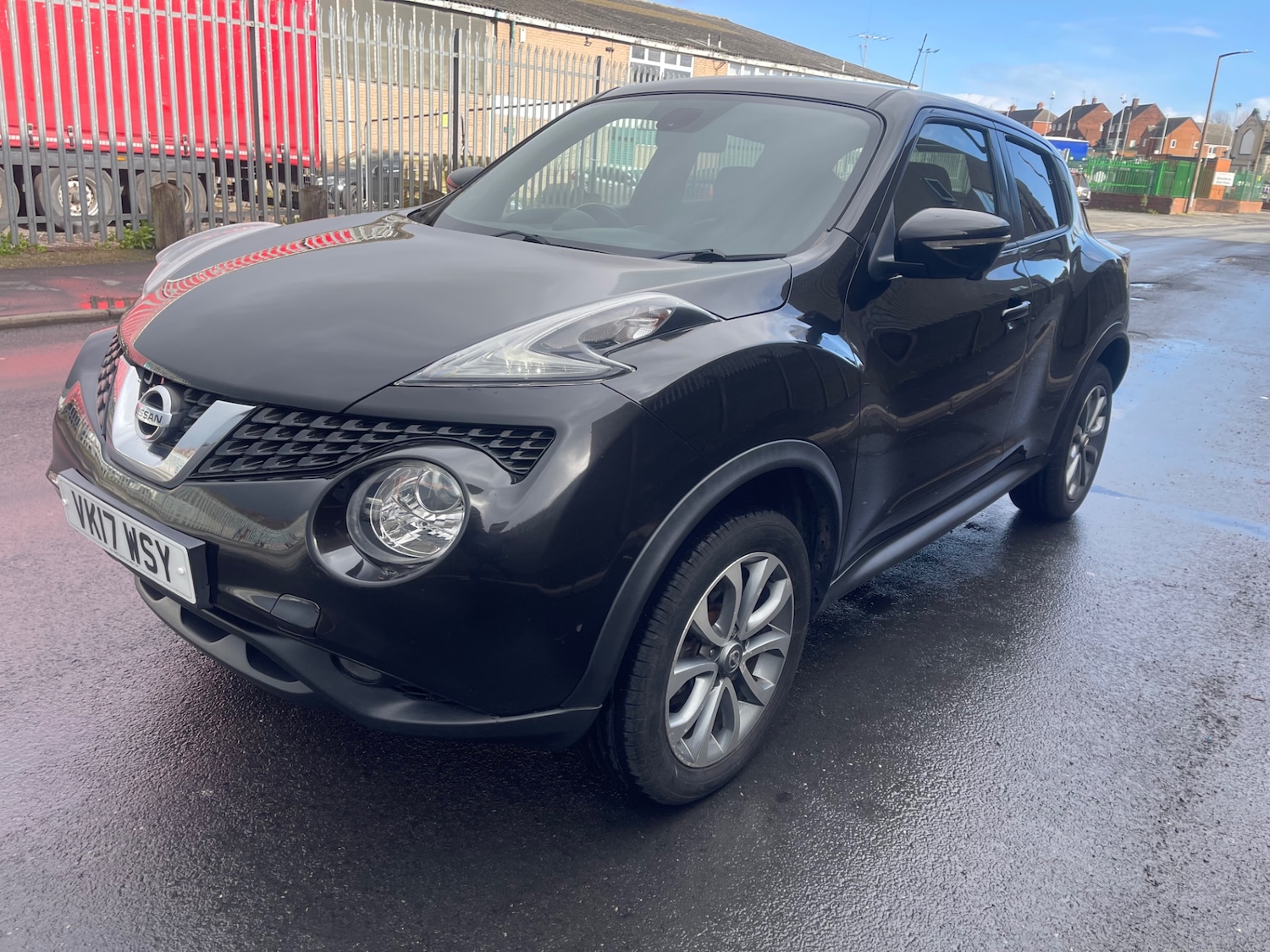 Used Nissan Juke 2017 for sale - 78014614: Photo 2