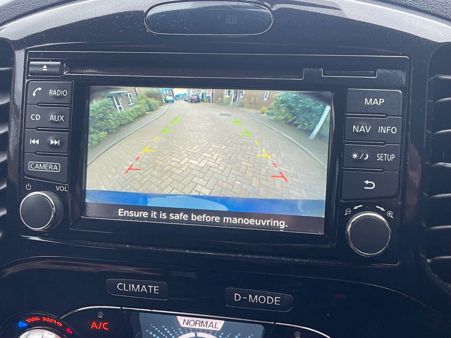 Used Nissan Juke 2015 for sale - 76739212: Photo 6