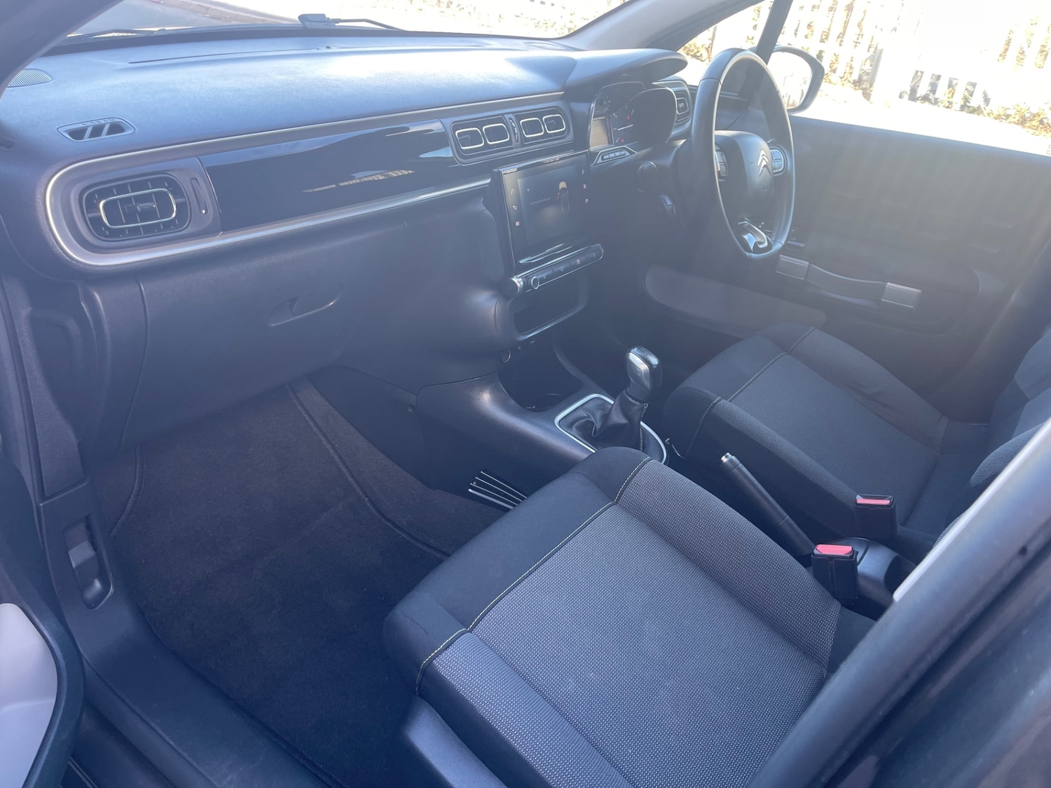 Used Citroen C3 2018 for sale - 76182271: Photo 11