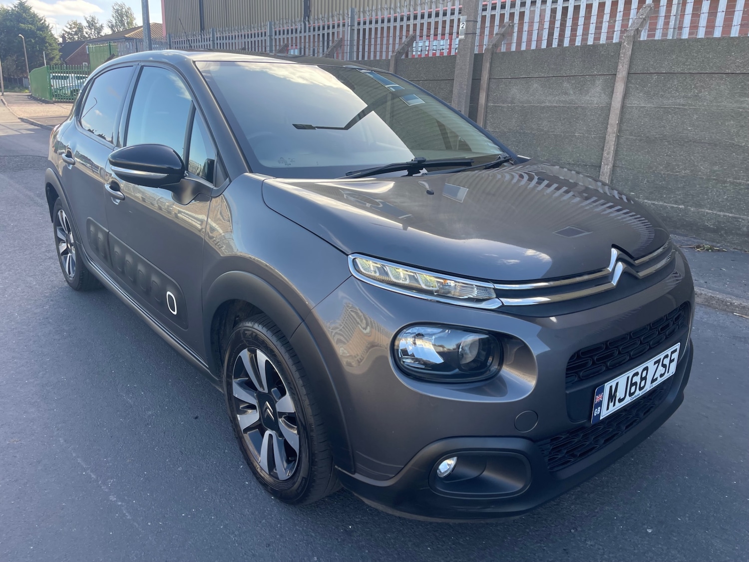 Used Citroen C3 2018 for sale - 76182271: Photo 2