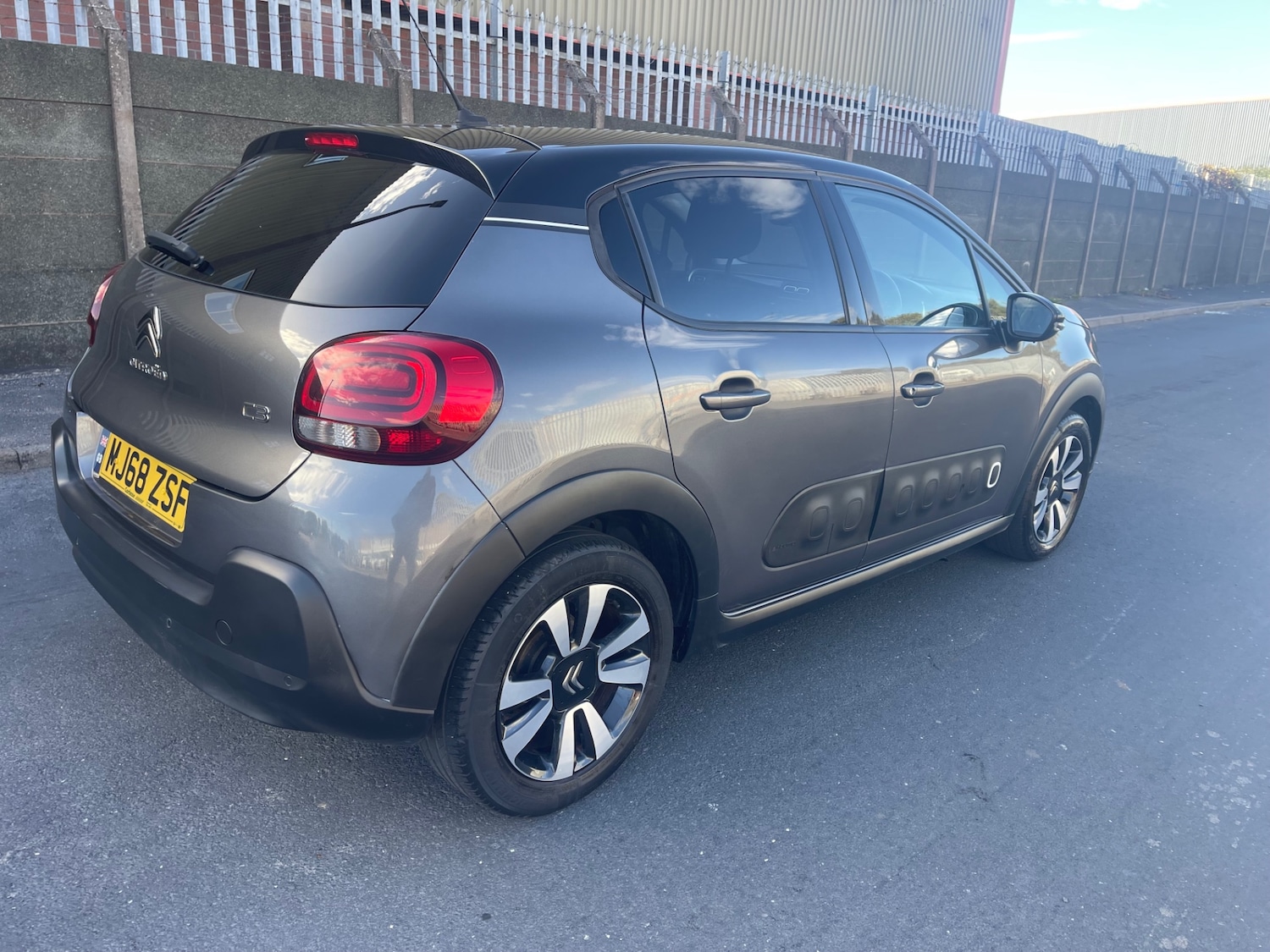 Used Citroen C3 2018 for sale - 76182271: Photo 7