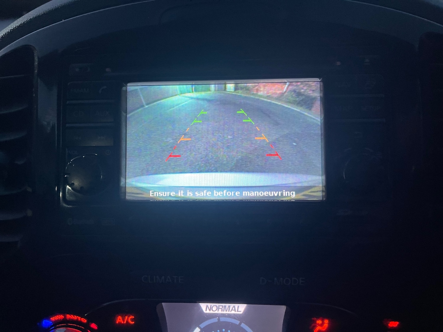 Used Nissan Juke 2011 for sale - 76697265: Photo 6