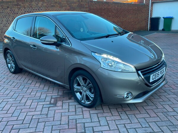 Used Peugeot 208 2015 for sale - 65655872: Photo 12