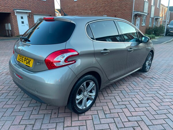 Used Peugeot 208 2015 for sale - 65655872: Photo 6