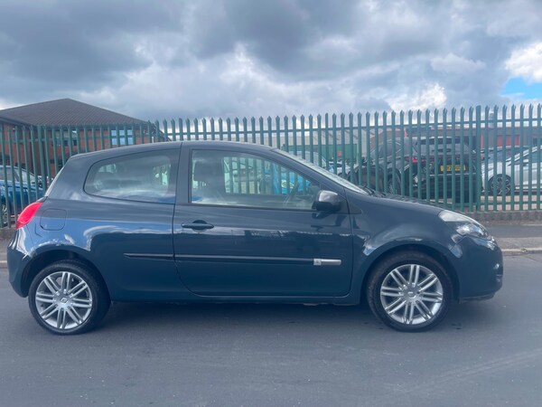 Used Renault Clio 2012 for sale - 68270062: Photo 8