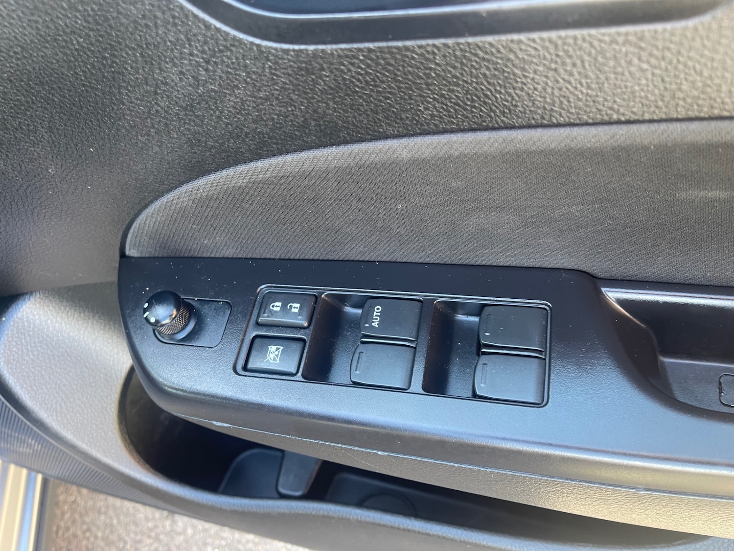 Used Suzuki Swift 2014 for sale - 78106436: Photo 9