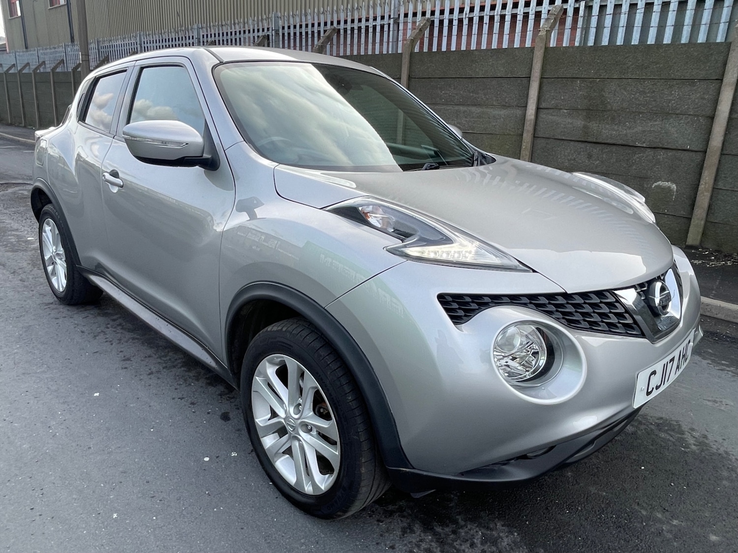 Used Nissan Juke 2017 for sale - 77556064: Photo 1