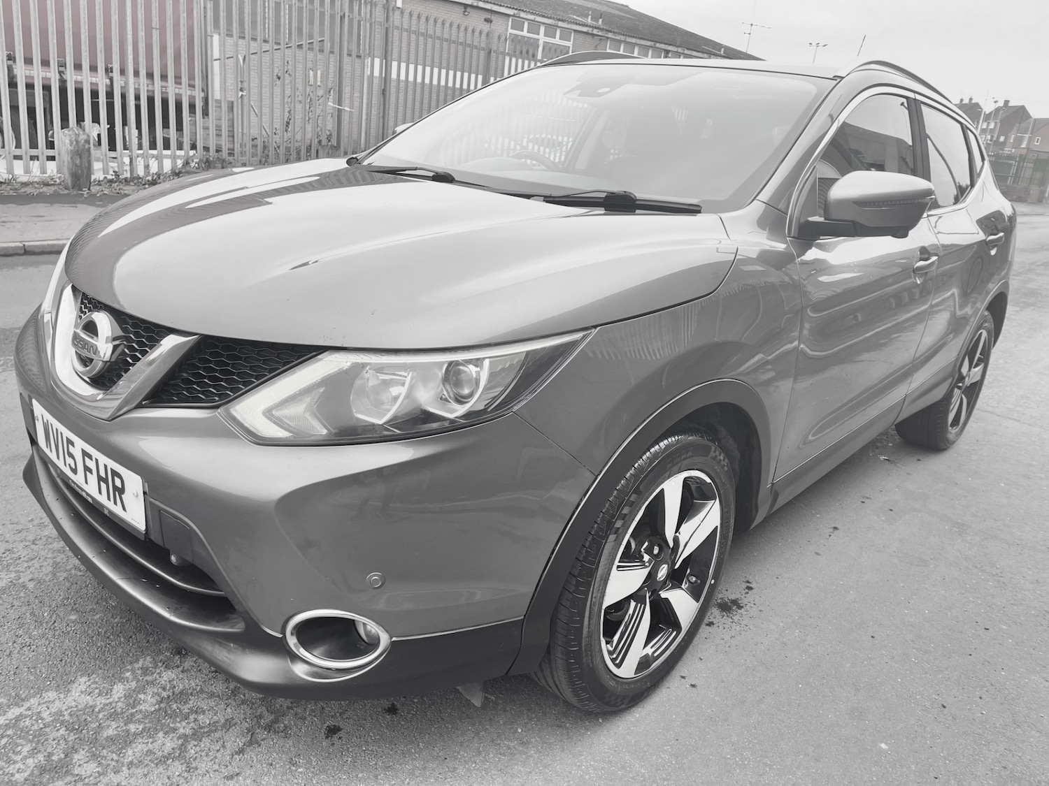 Used Nissan Qashqai 2015 for sale - 76265311: Photo 2