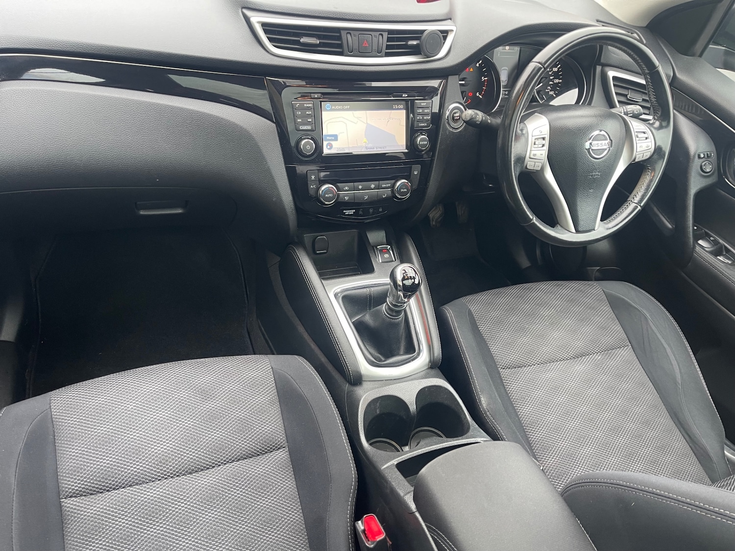 Used Nissan Qashqai 2015 for sale - 76265311: Photo 9