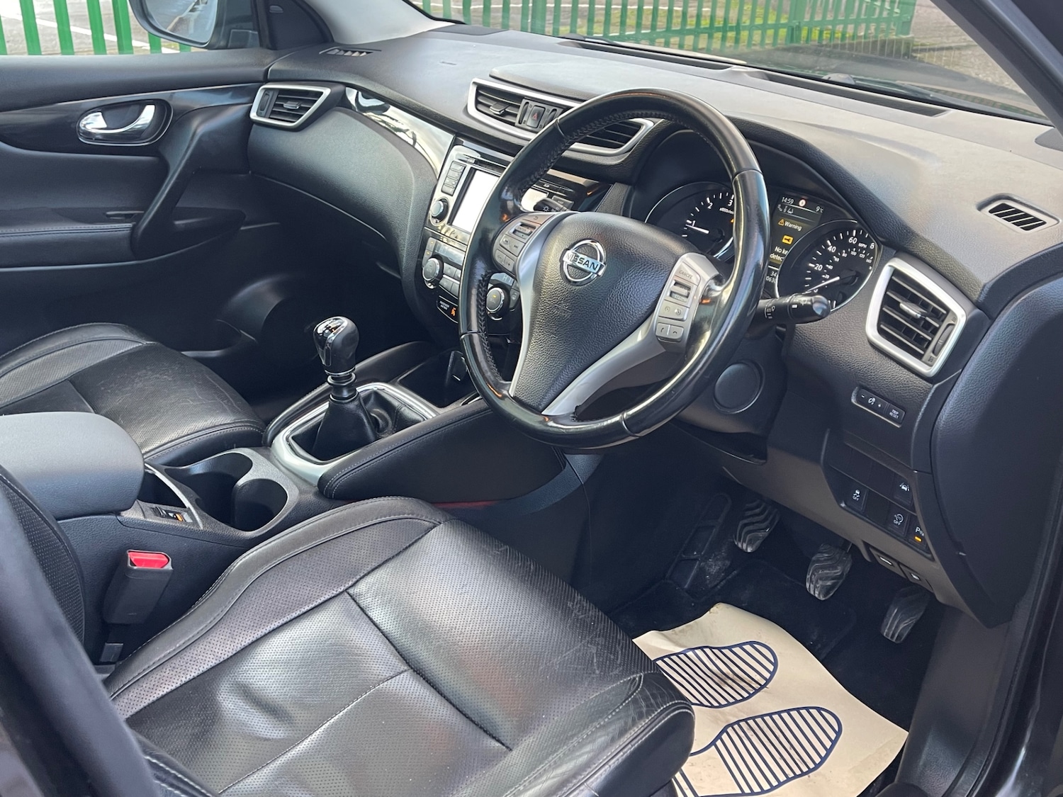 Used Nissan Qashqai 2016 for sale - 77012966: Photo 14