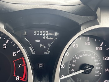 Used Nissan Juke 2018 for sale - 76207511: Photo 3