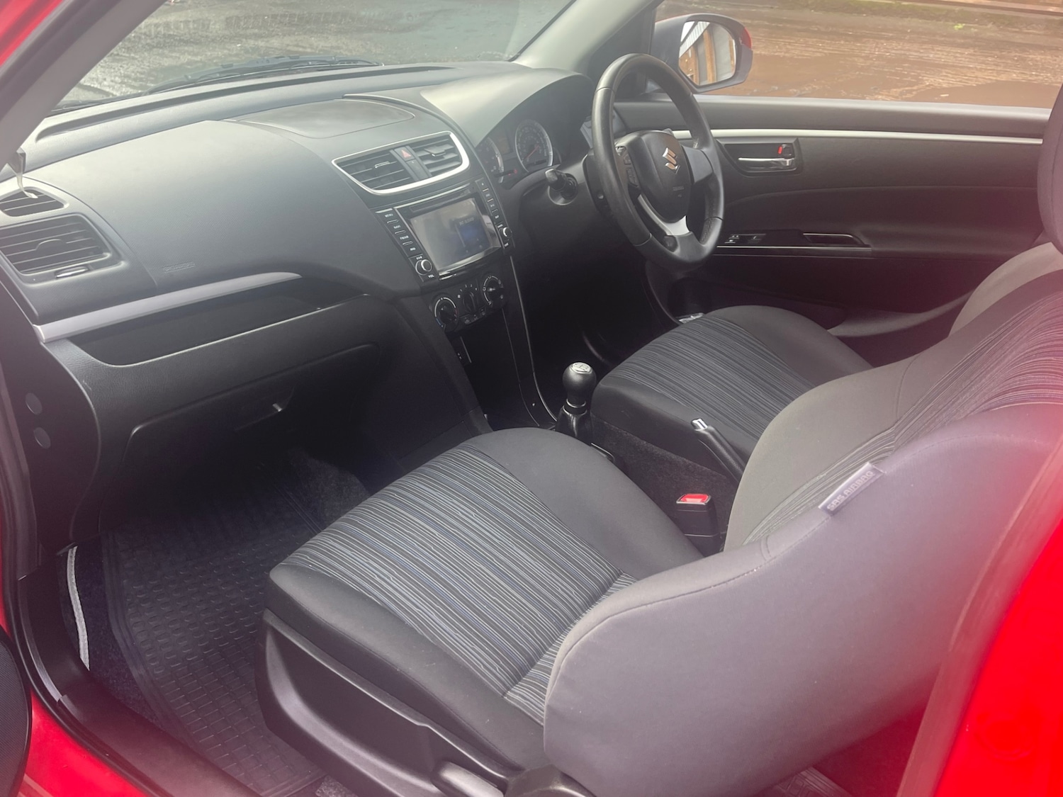 Used Suzuki Swift 2015 for sale - 77629712: Photo 14