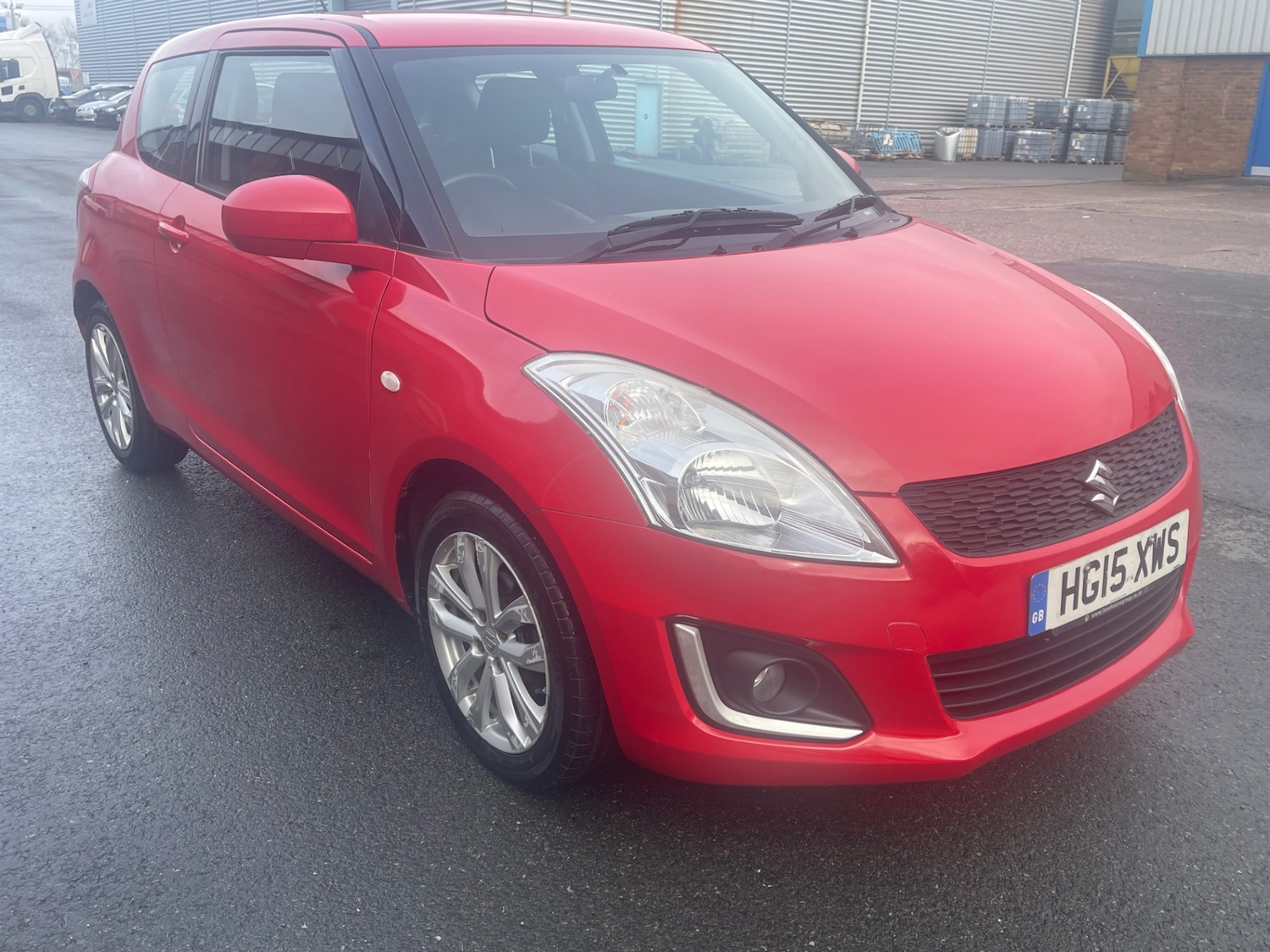 Used Suzuki Swift 2015 for sale - 77629712: Photo 2