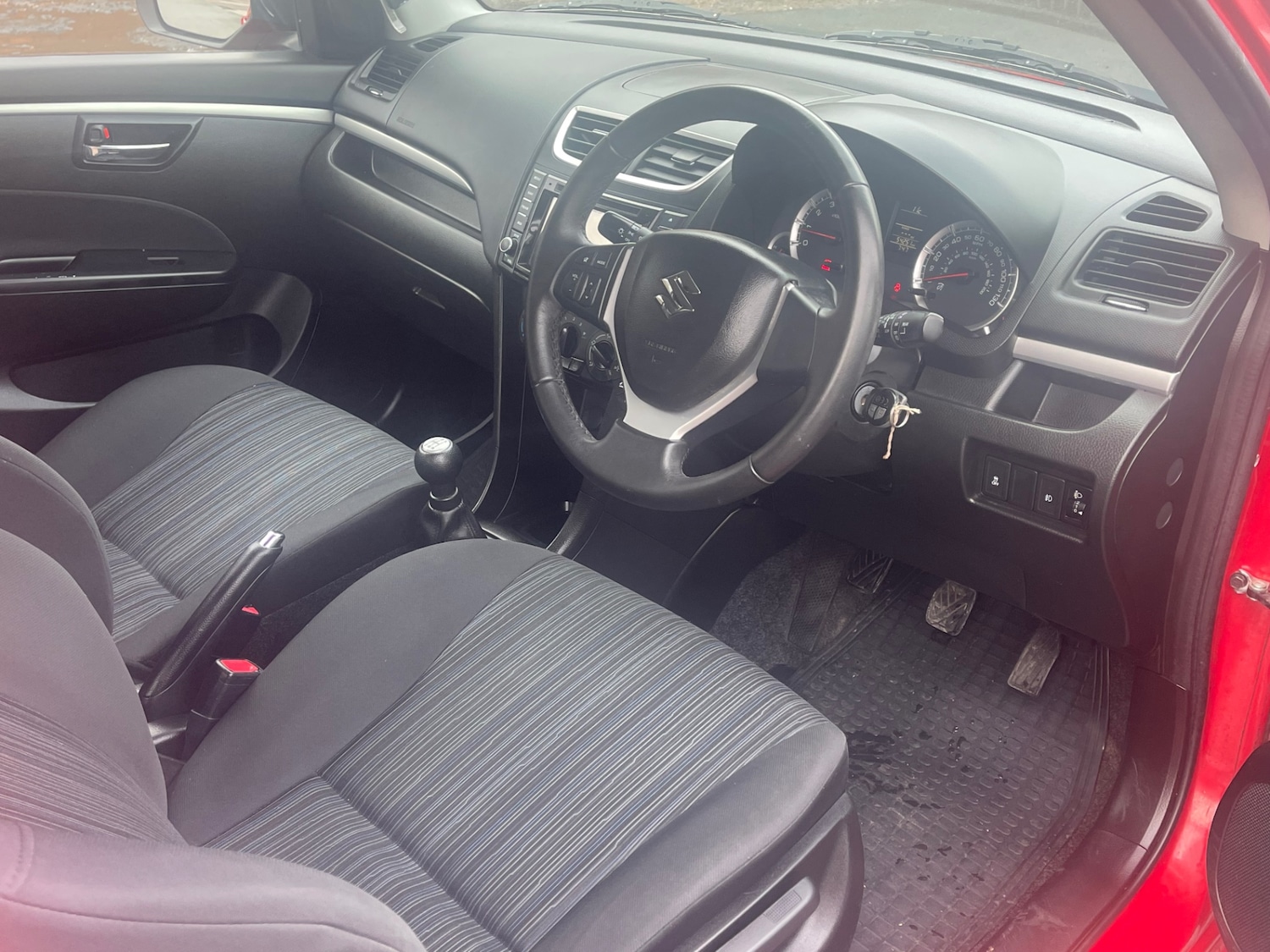 Used Suzuki Swift 2015 for sale - 77629712: Photo 7