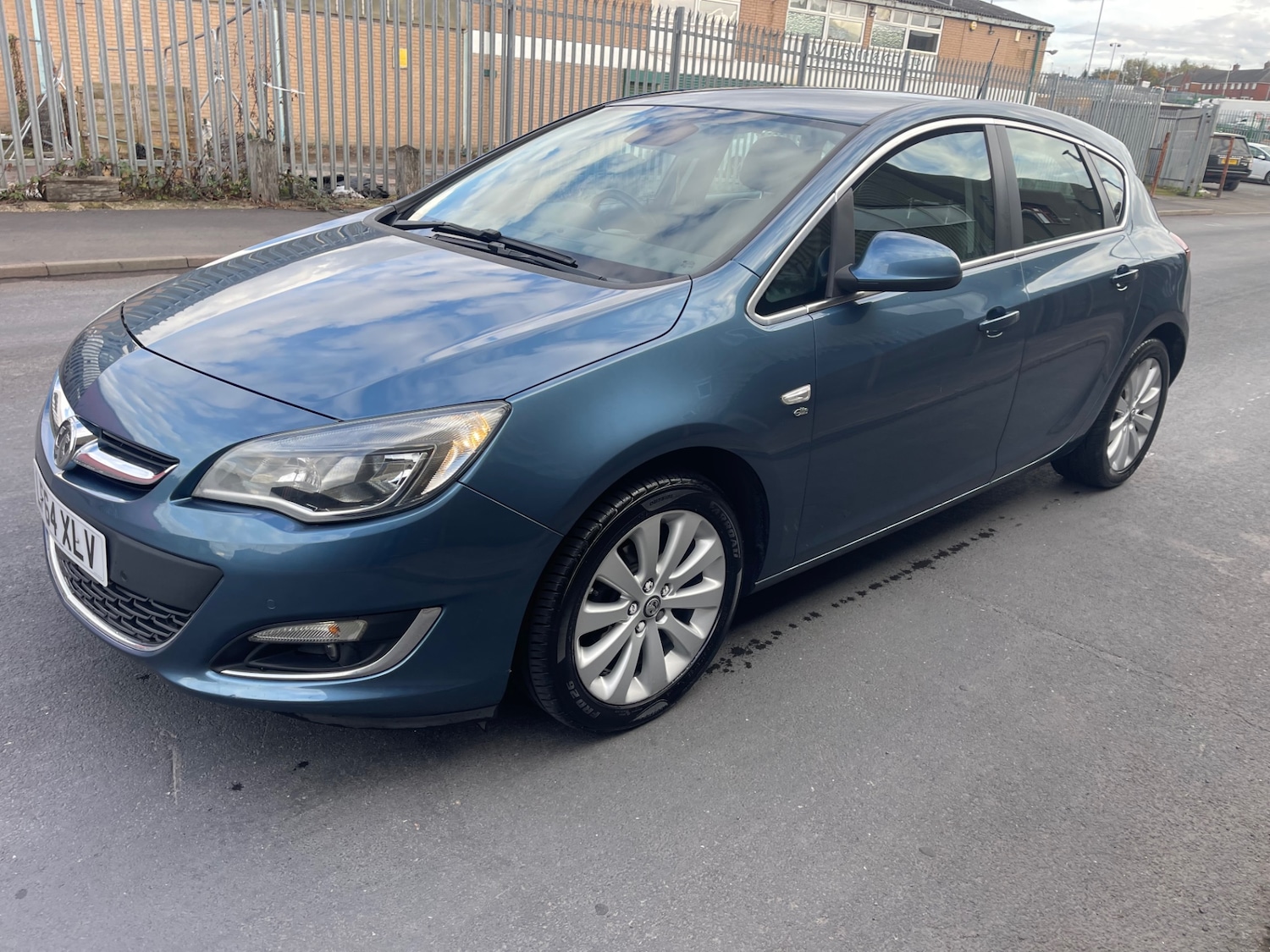 Used Vauxhall Astra 2014 for sale - 76343832: Photo 9