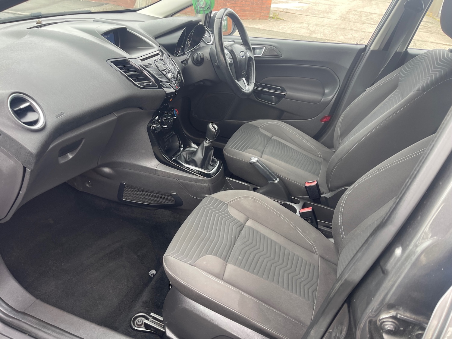 Used Ford Fiesta 2015 for sale - 76130354: Photo 6