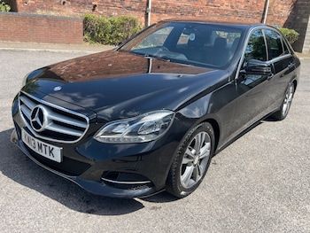 Used Mercedes-Benz E Class 2013 for sale - 79207255: Photo