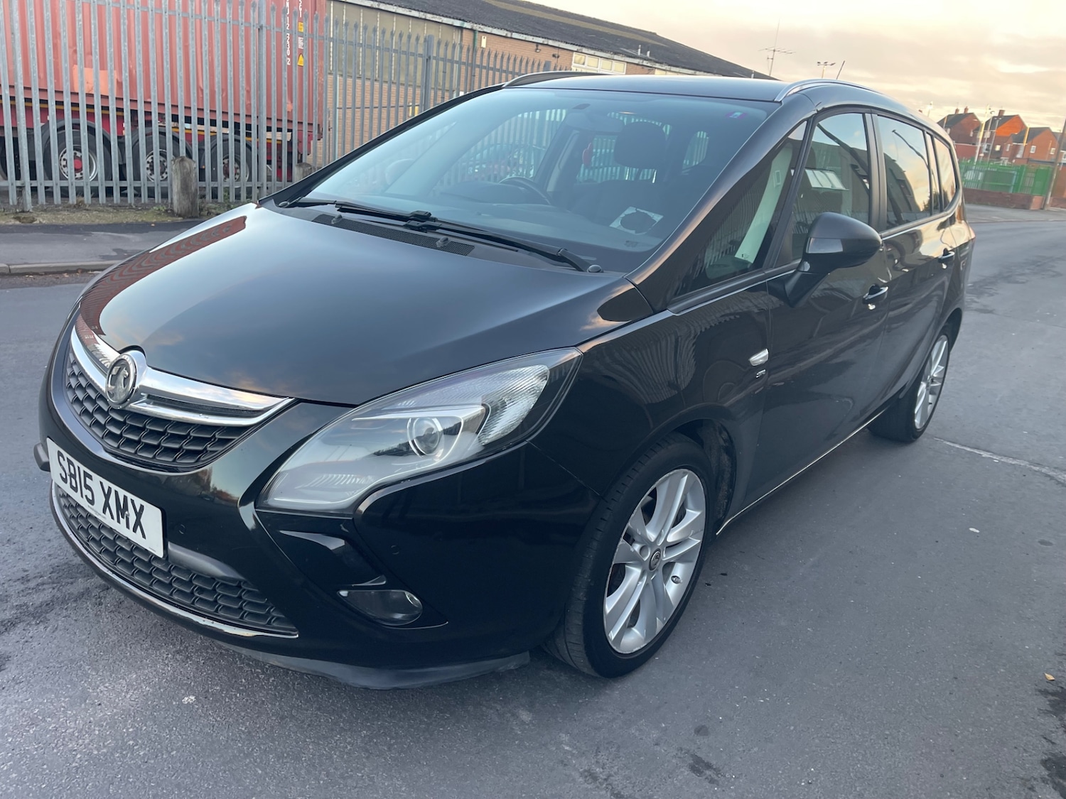 Used Vauxhall Zafira 2015 for sale - 76626775: Photo 5
