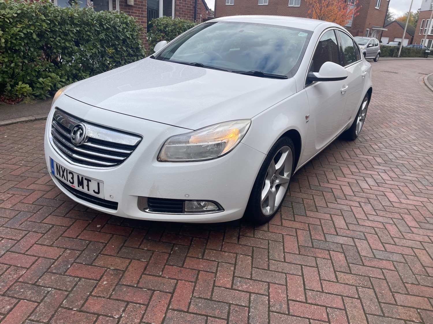 Used Vauxhall Insignia 2013 for sale - 76422731: Photo 2