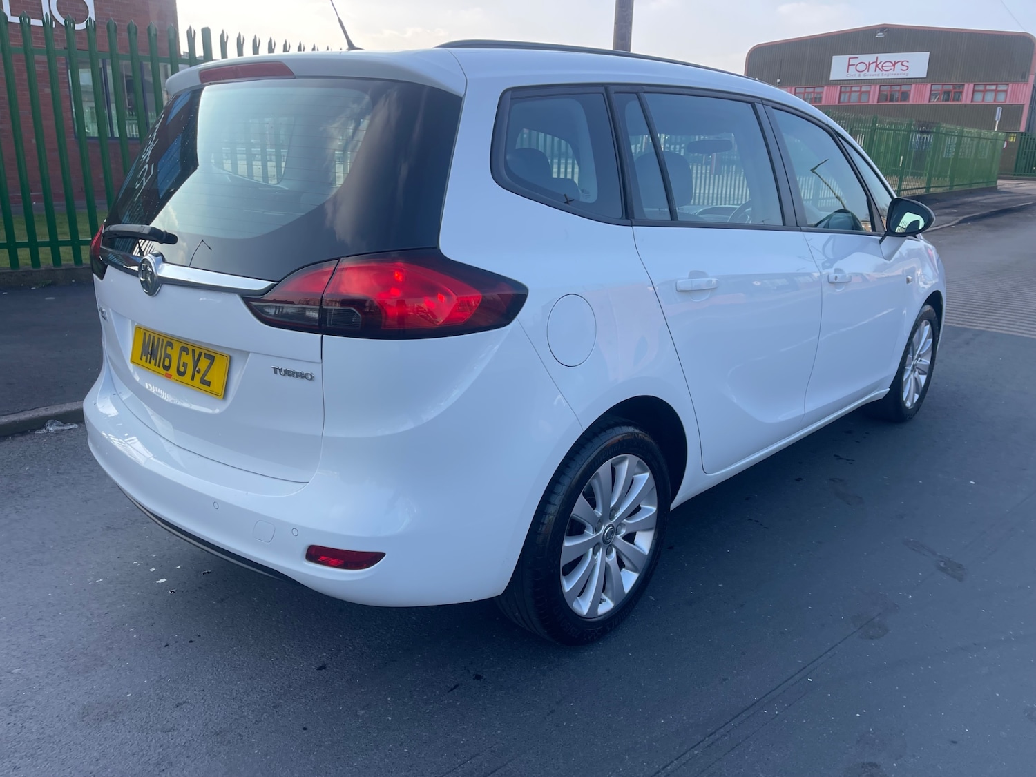 Used Vauxhall Zafira 2016 for sale - 77975697: Photo 5