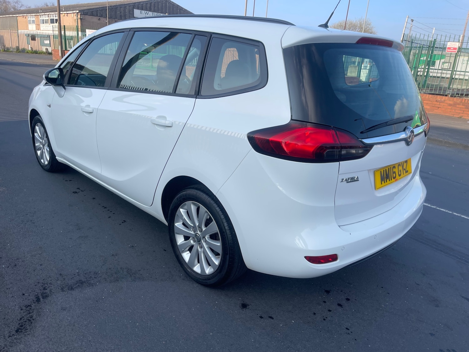 Used Vauxhall Zafira 2016 for sale - 77975697: Photo 6