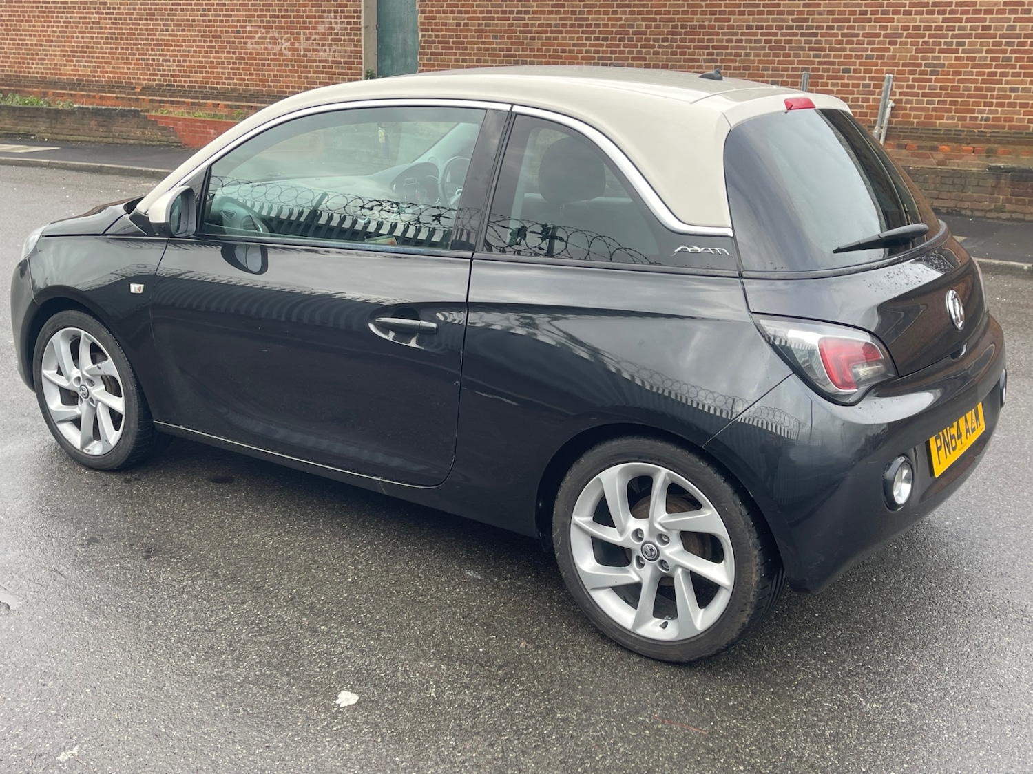 Used Vauxhall ADAM 2014 for sale - 77300661: Photo 4