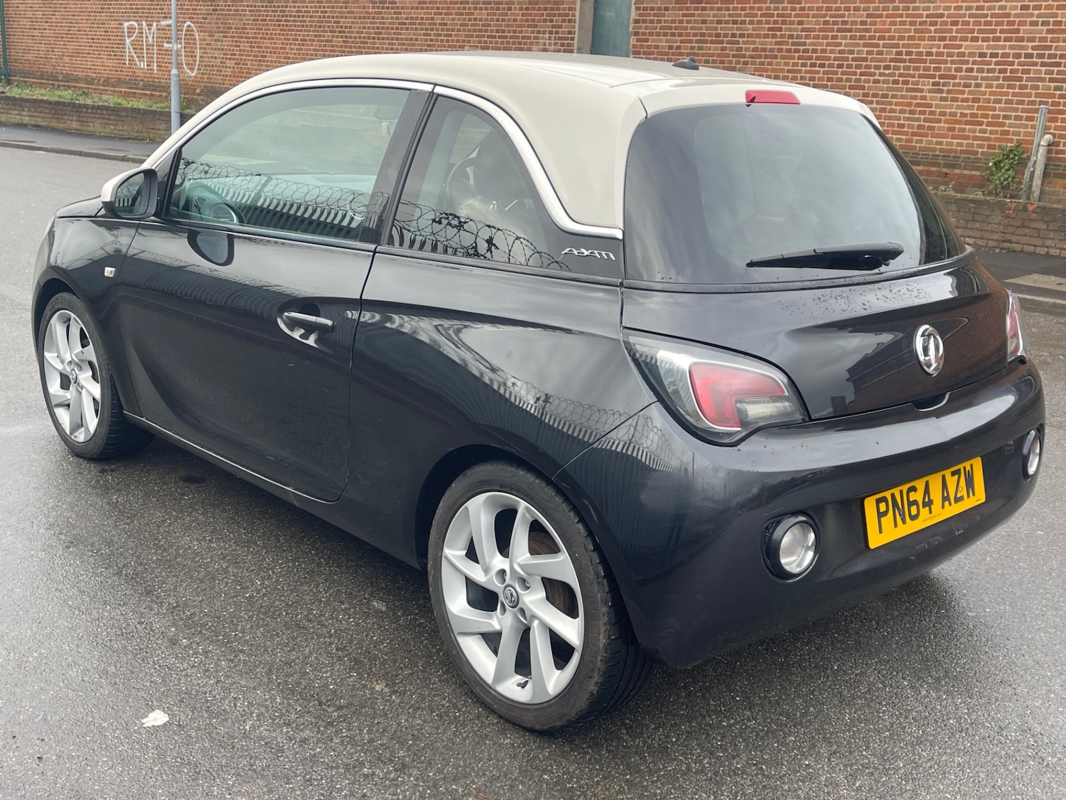 Used Vauxhall ADAM 2014 for sale - 77300661: Photo 7