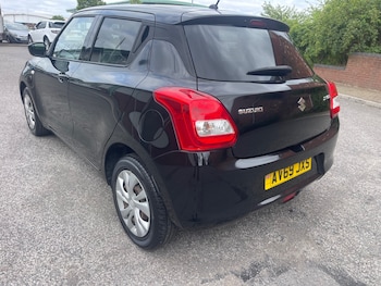 Used Suzuki Swift 2019 for sale - 78940072: Photo