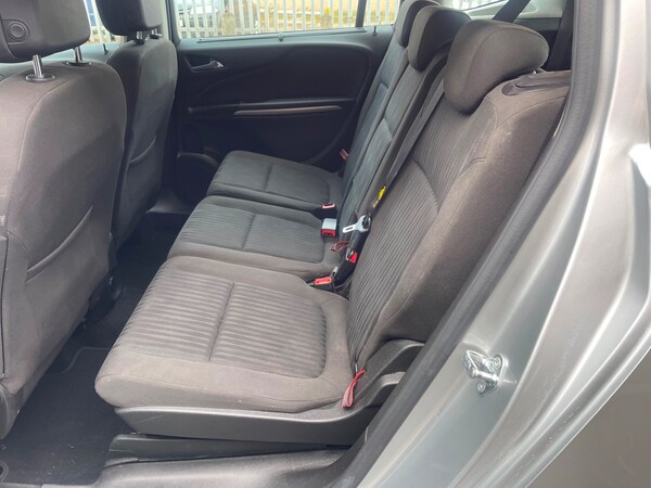 Used Vauxhall Zafira 2015 for sale - 67929736: Photo 15