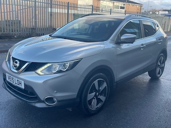 Used Nissan Qashqai 2015 for sale - 77235052: Photo
