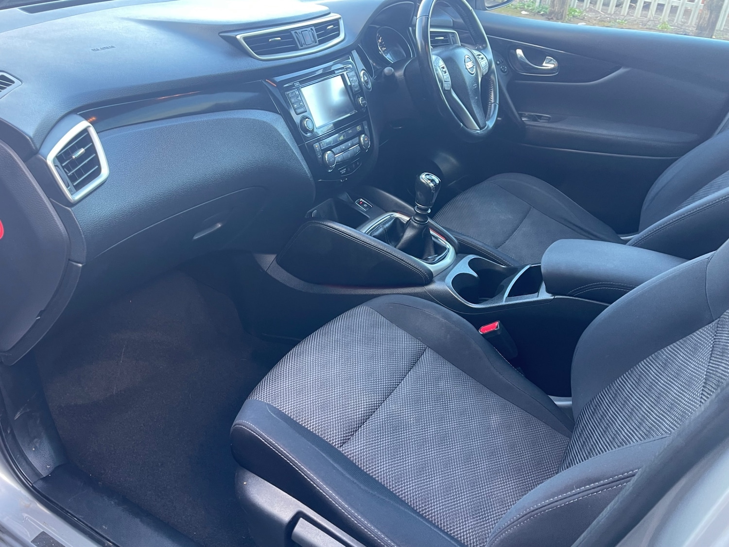 Used Nissan Qashqai 2015 for sale - 77235052: Photo 7