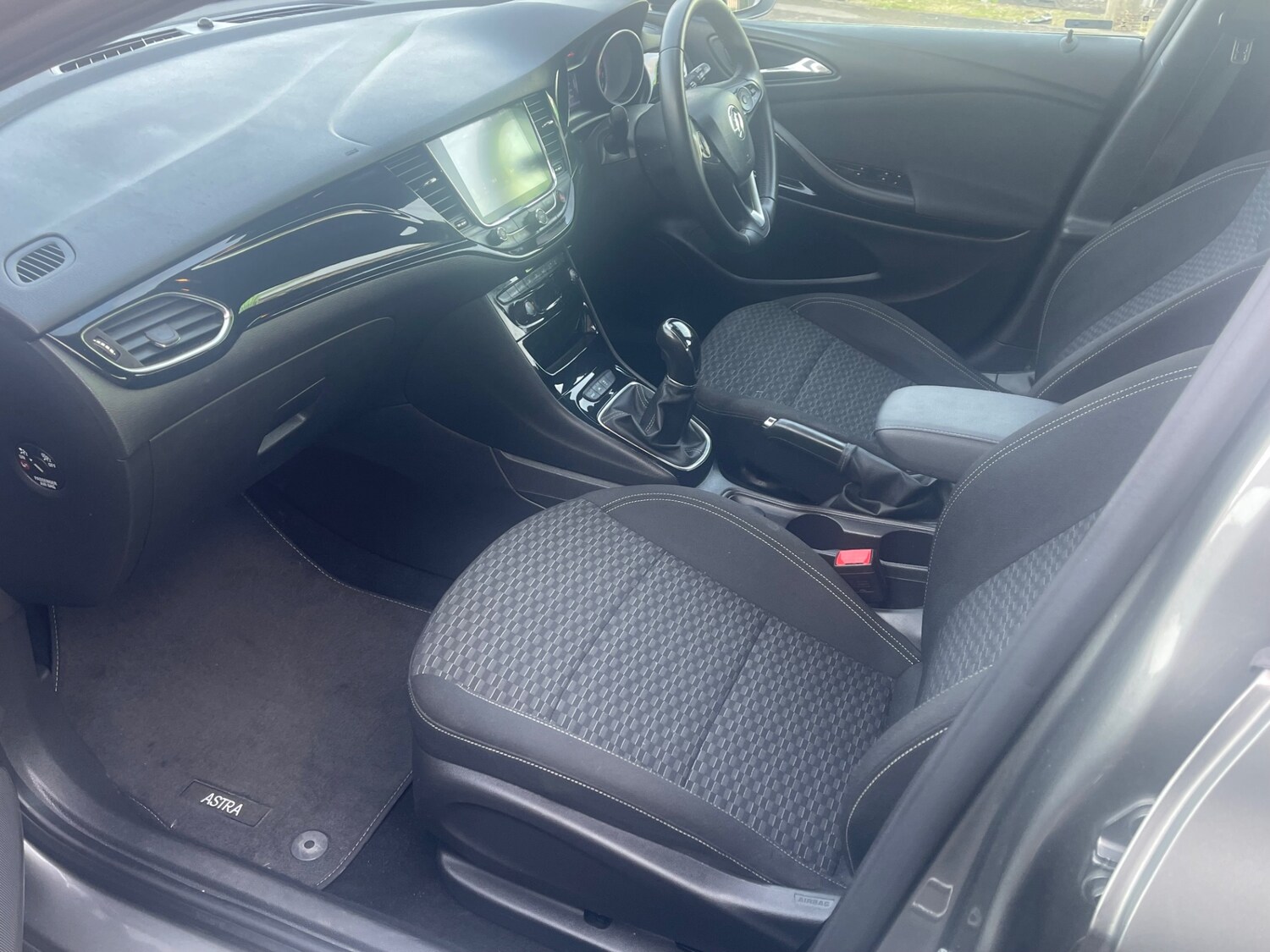 Used Vauxhall Astra 2018 for sale - 77555977: Photo 16