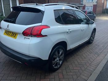 Used Peugeot 2008 2013 for sale - 76589937: Photo