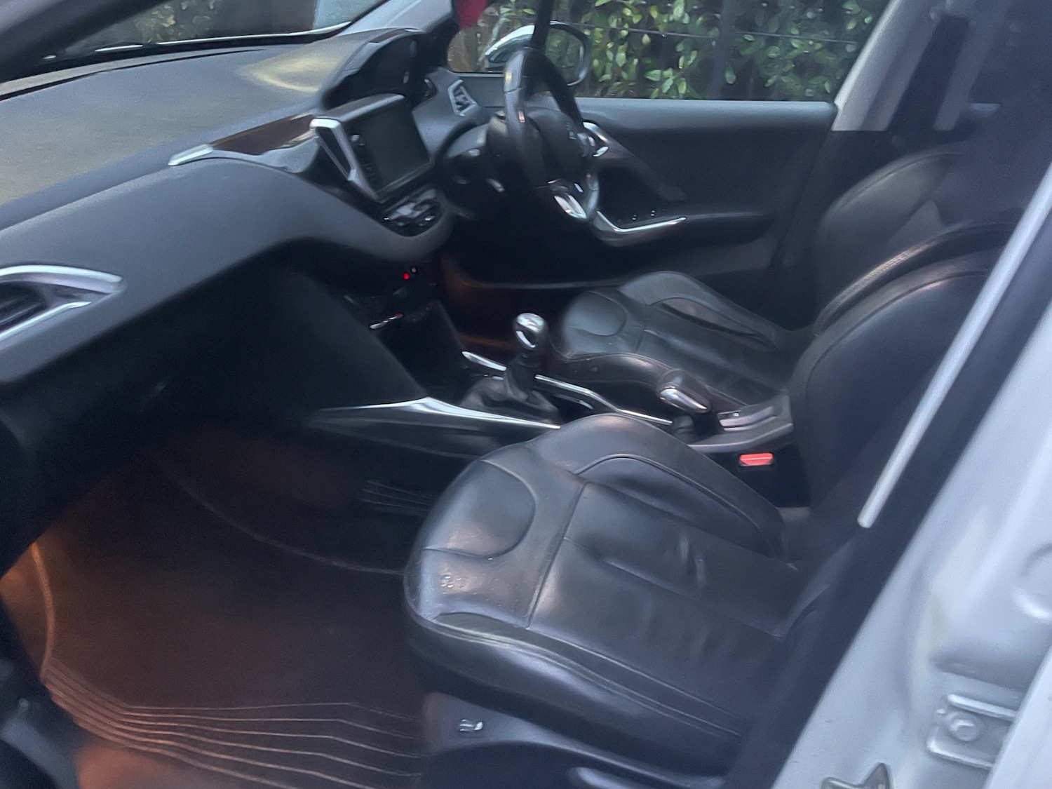 Used Peugeot 2008 2013 for sale - 76589937: Photo 5