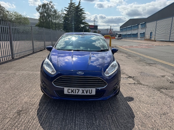 Used Ford Fiesta 2017 for sale - 75026854: Photo 2