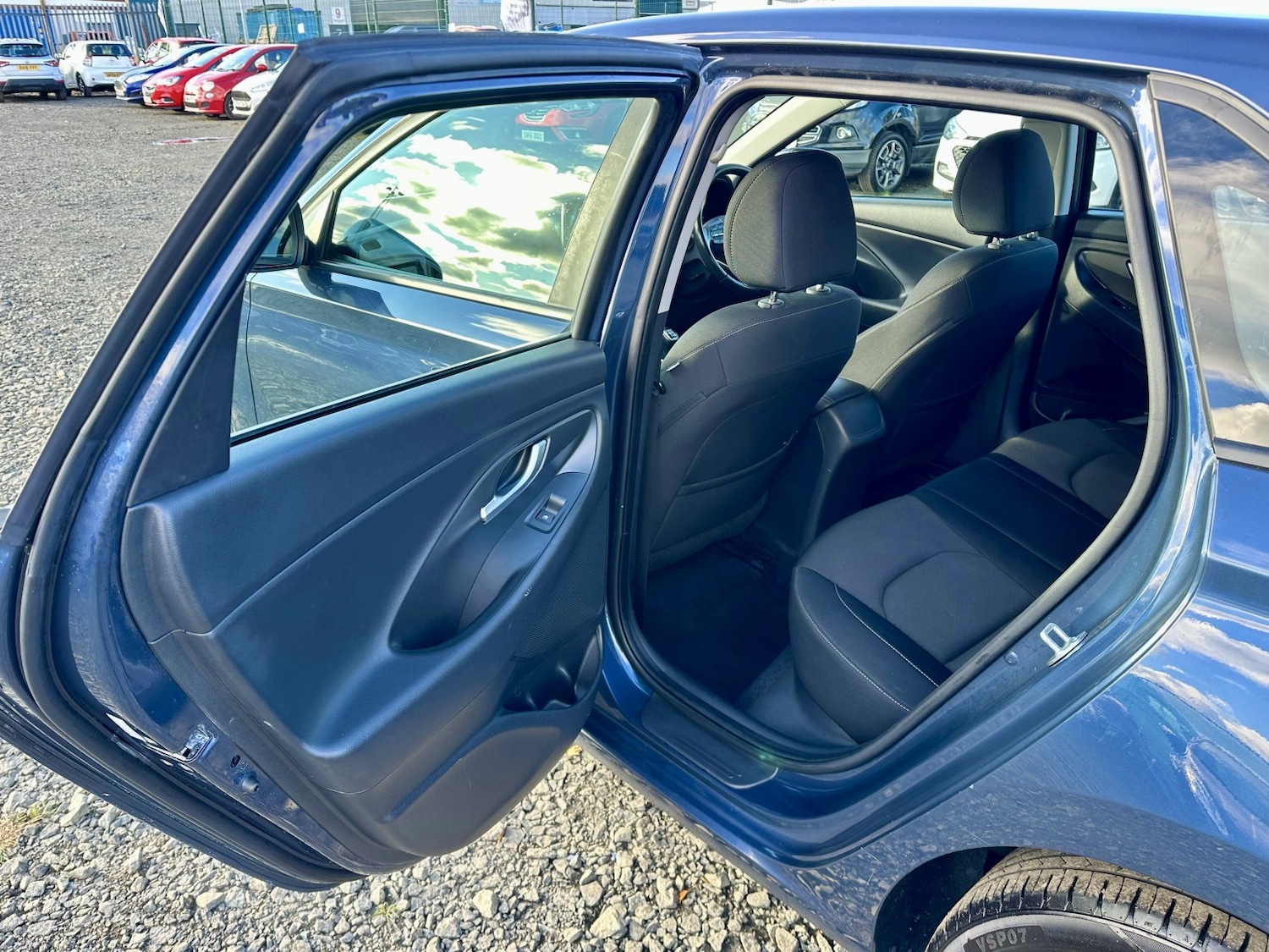 Used Hyundai i30 2017 for sale - 76376858: Photo 24