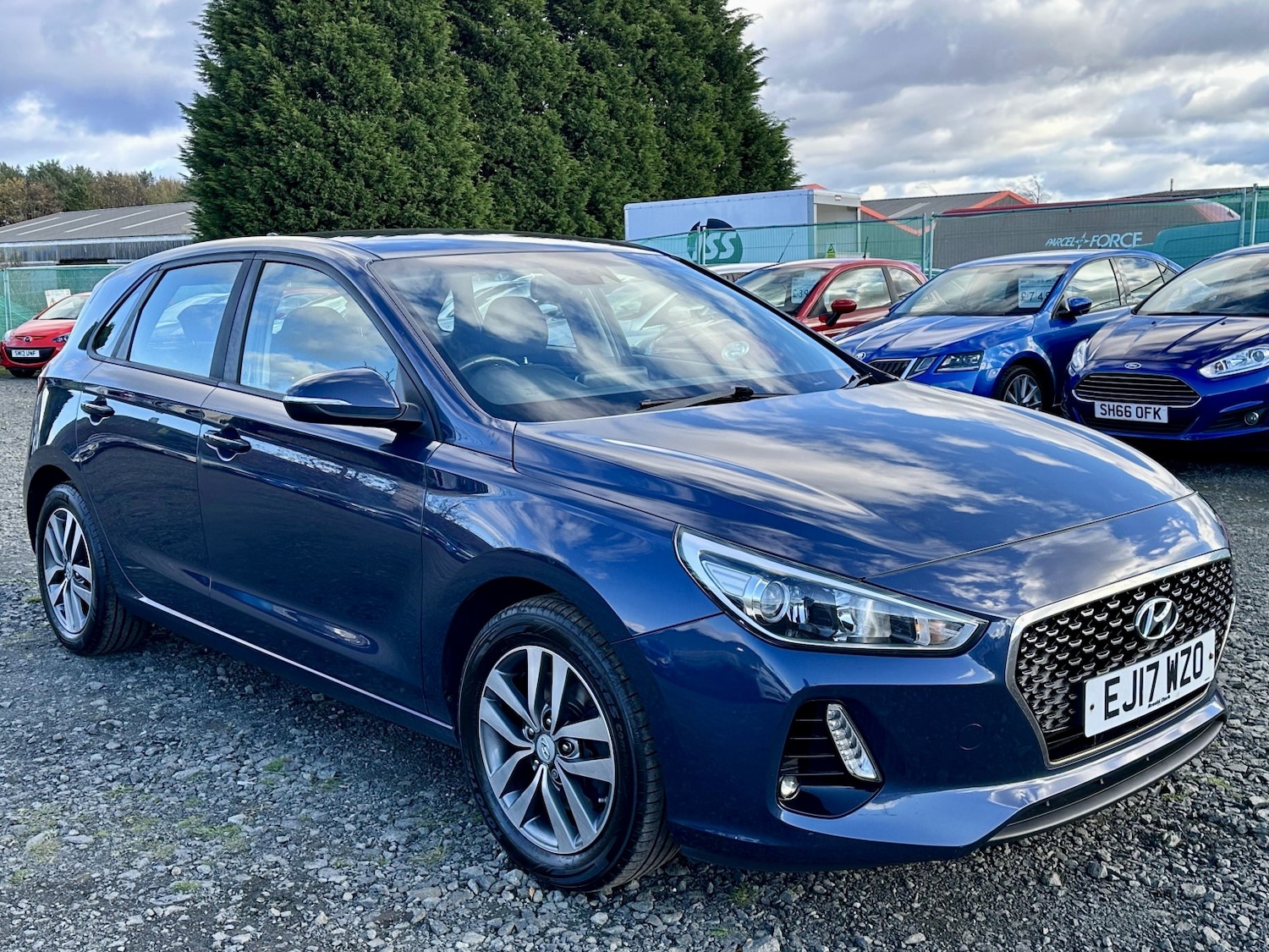 Used Hyundai i30 2017 for sale - 76376858: Photo 4