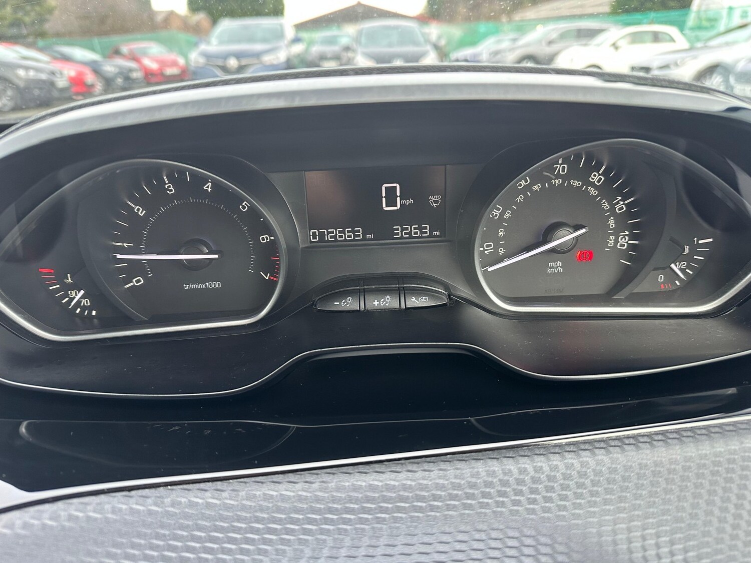 Used Peugeot 208 2017 for sale - 77562533: Photo 12