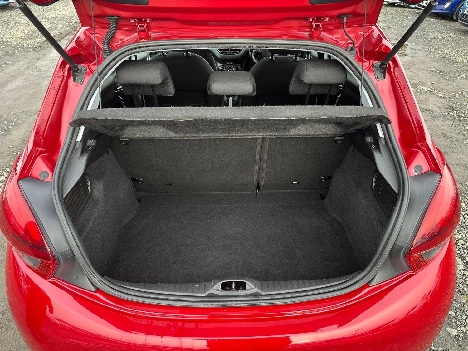 Used Peugeot 208 2017 for sale - 77562533: Photo 24