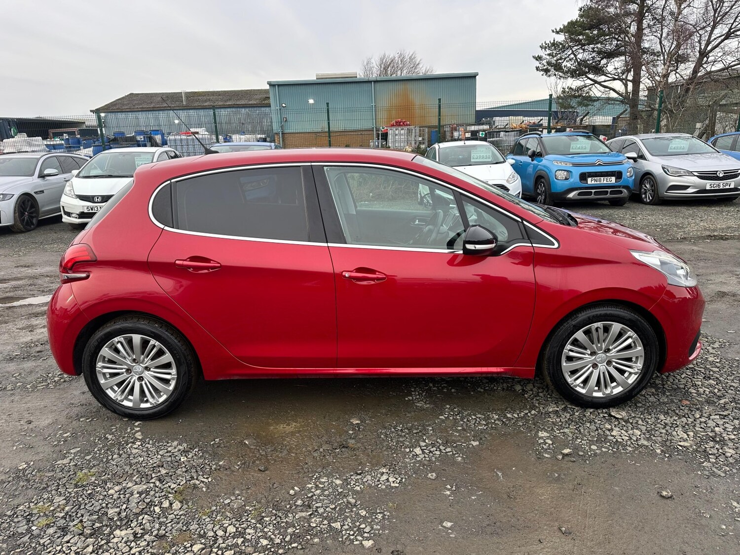 Used Peugeot 208 2017 for sale - 77562533: Photo 7