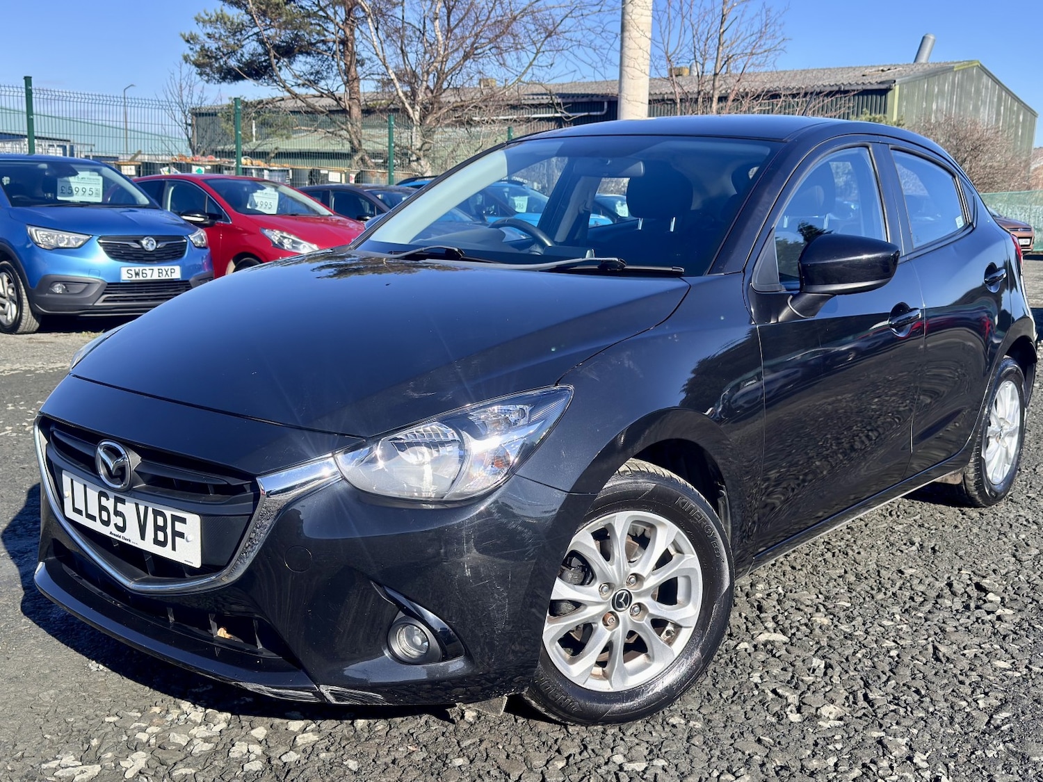 Used Mazda Mazda2 2015 for sale - 78025793: Photo 3