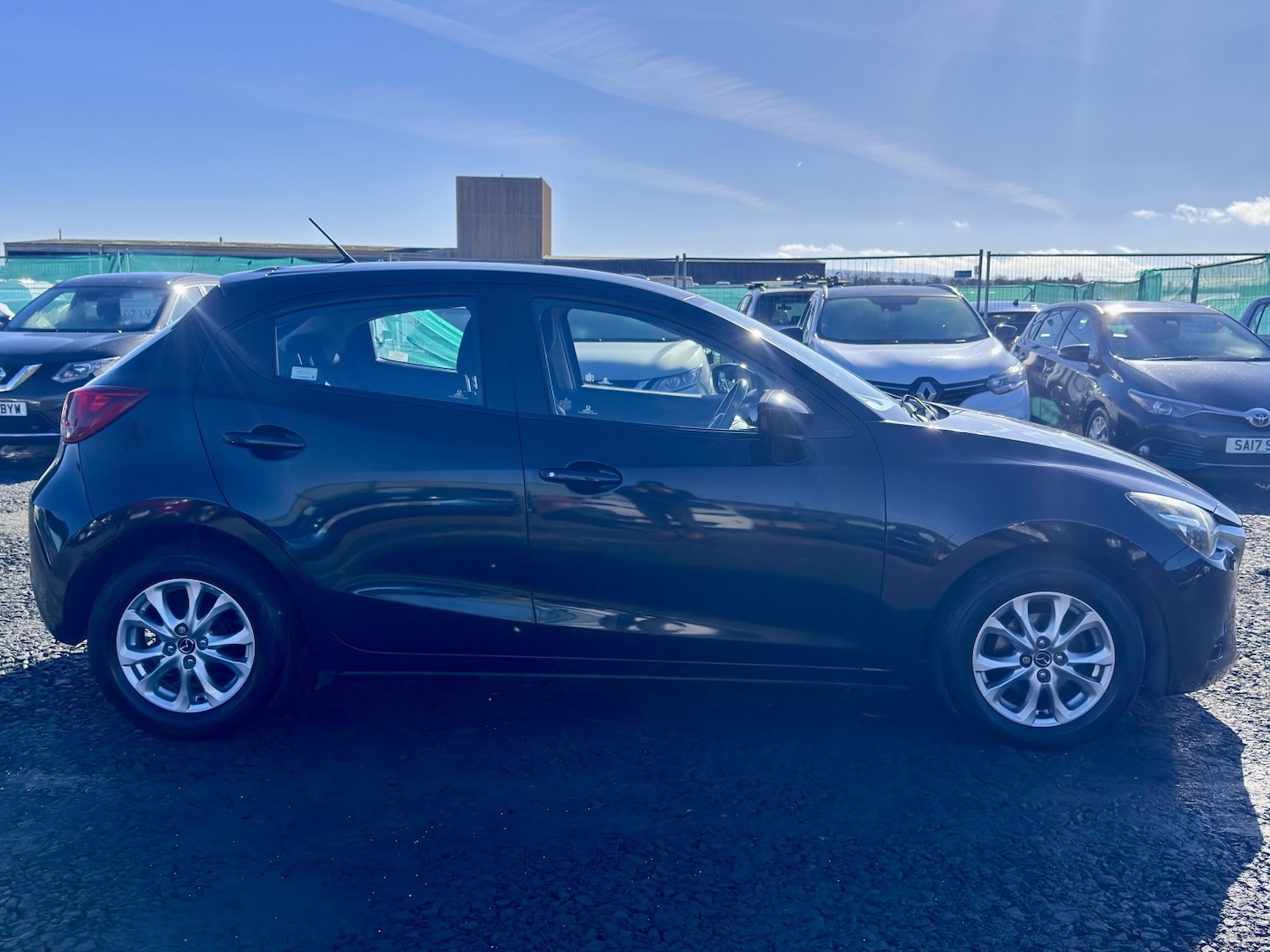 Used Mazda Mazda2 2015 for sale - 78025793: Photo 7