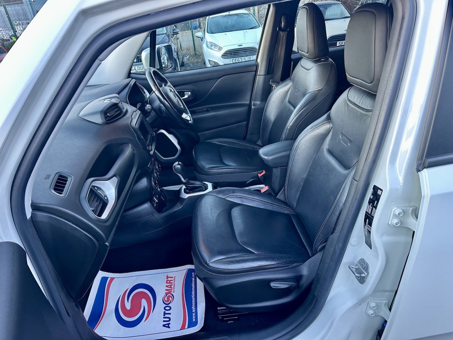 Used Jeep Renegade 2016 for sale - 77135869: Photo 13