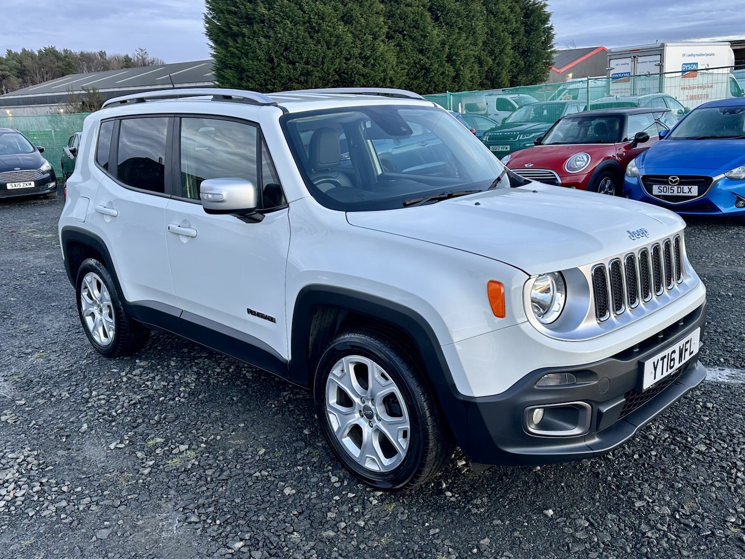 Used Jeep Renegade 2016 for sale - 77135869: Photo 5