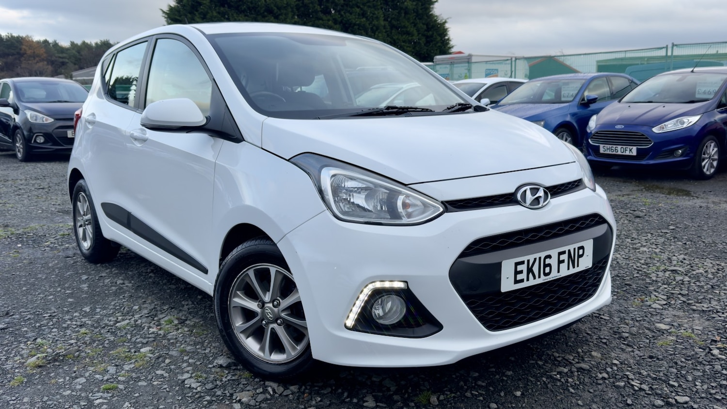 Used Hyundai i10 2016 for sale - 76510938: Photo 1